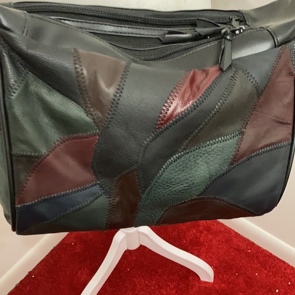 NWT Four Seasons Genuine Soft Leather Patchwork  Crossbody Purse - Picture 7 of 7